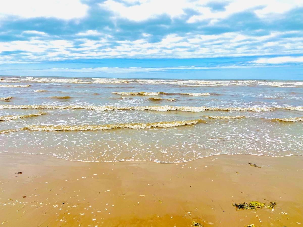 Seashells Luxury Seaside Holiday Home Блекпул Екстериор снимка